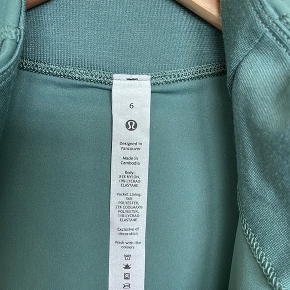 NWT Lululemon Cropped Define Jacket *Nulu Medium Forest Size 6 - Picture 4 of 10
